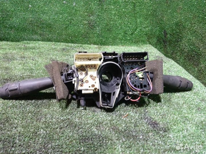 Переключатель подрулевой Renault Laguna