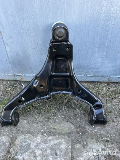 Рычаг передней подвески Mercedes sprinter