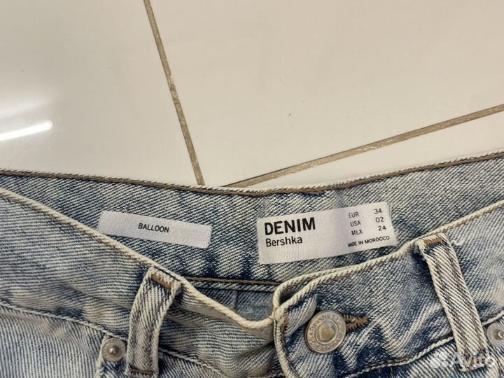 Джинсы bershka 34