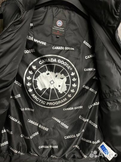 Жилетка canada goose мужская 48 размер