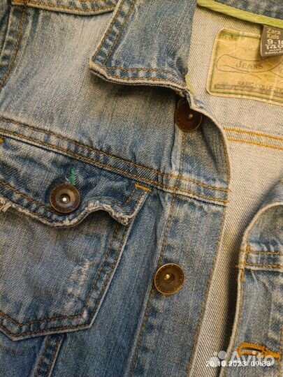 Джинсовка Zara 9-10 лет, лонг.Burberry 150 рост