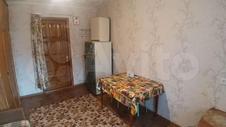 Комната 14 м² в 5-к., 3/5 эт.