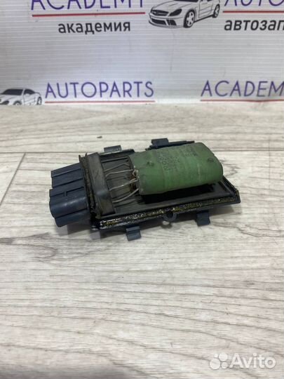 Резистор печки Audi 80 B3