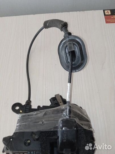 Замок двери LADA X-Ray 2016