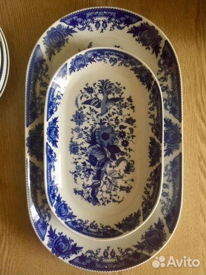 Набор посуды из гжели