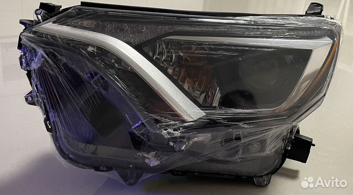 Новые передние фары от Тойота рав 4, 2015-2019гг