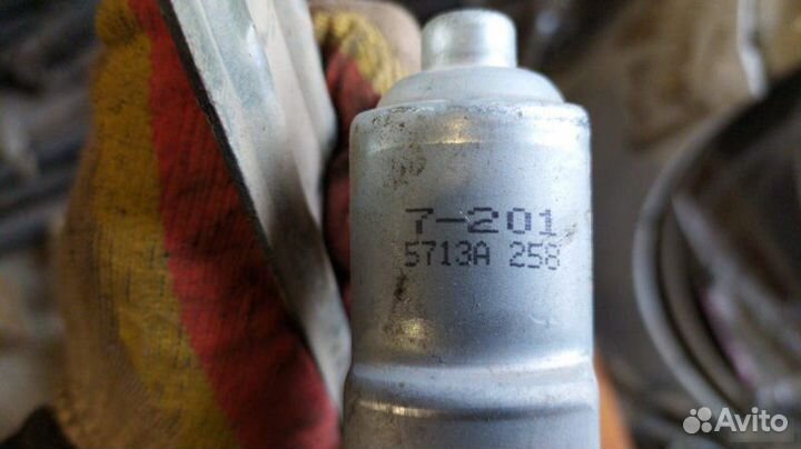 Стеклоподъемник задний правый Mitsubishi Outlander