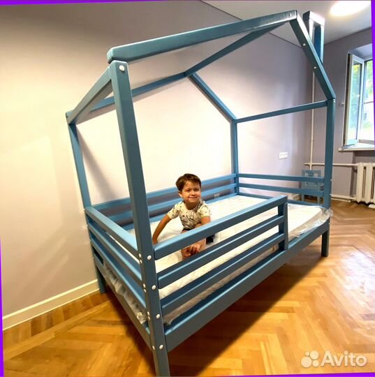 Детская кроватка из бука. Модель Домик. Шахты