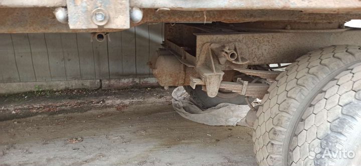 Прицеп бортовой КамАЗ ГКБ-8350, 2000