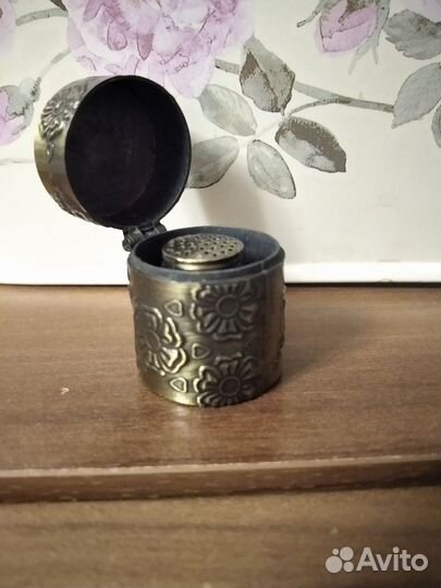 Напёрстки коллекционные