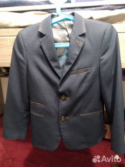 Школьный костюм