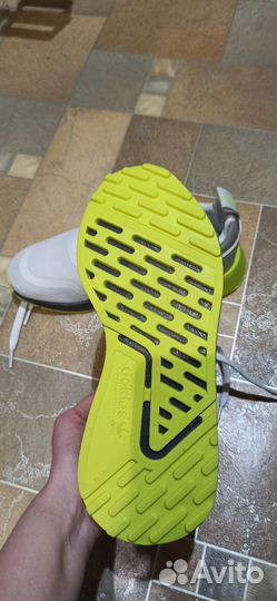 Кроссовки женские adidas 37