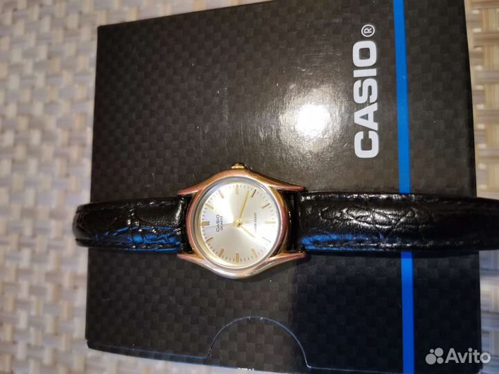 Женские часы Casio