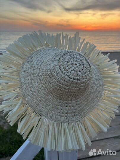 Шляпа пляжная ручной работы