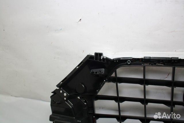 Решетка радиатора adlu0853652 Audi Q3