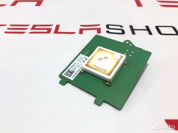 Антенна GPS (навигации) Tesla Model Y 2021