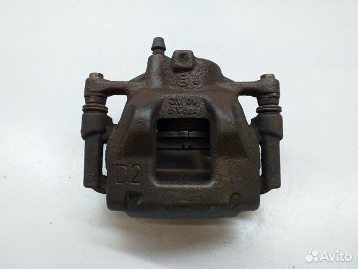 Суппорт тормозной передний правый Toyota Corolla