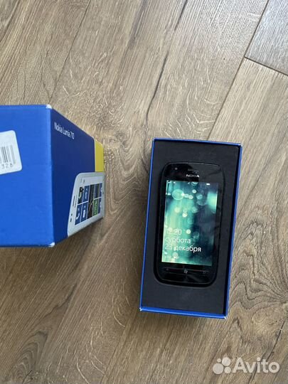 Nokia 700, 2 ГБ