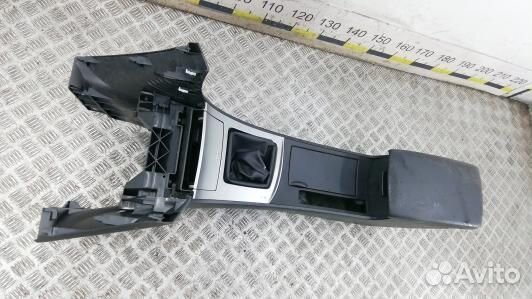 Подлокотник центральный mazda 3 2 (LBN06IX01)