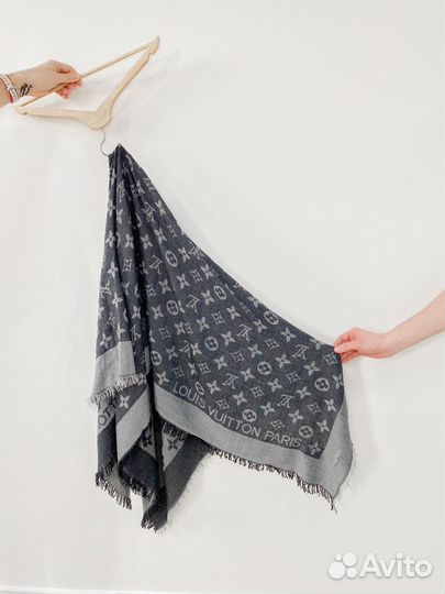 Шарфы платки палантины