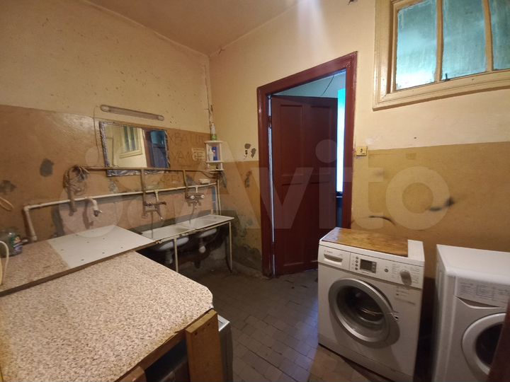 Комната 9,8 м² в 8-к., 3/5 эт.