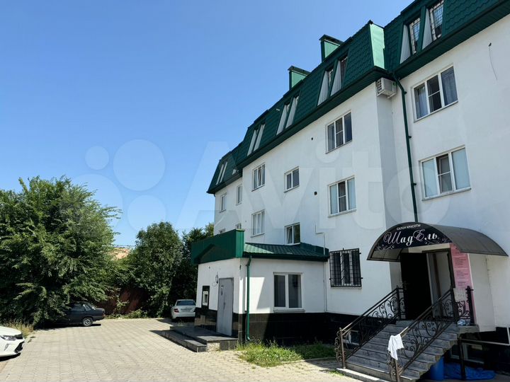 2-к. квартира, 64 м², 4/4 эт.