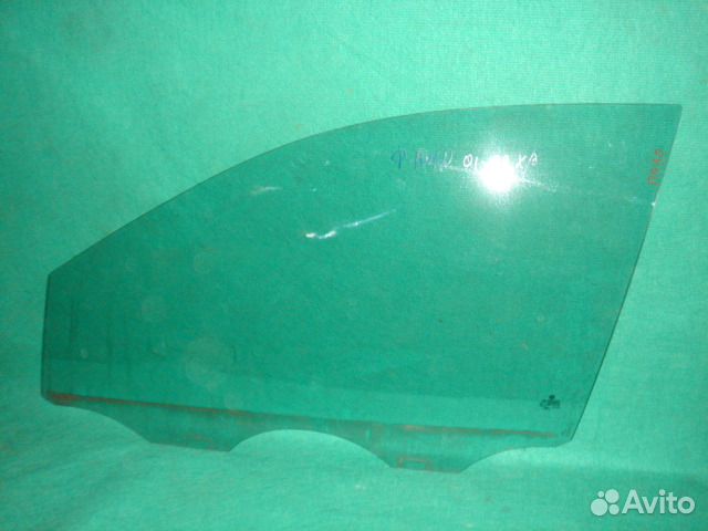 Стекло двери перед VW Polo 2001-2009