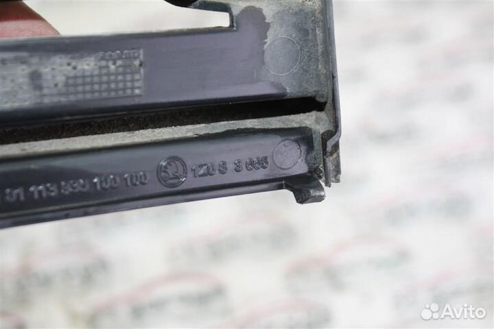 Решетка в бампер Skoda Octavia (A5 1Z) 2004-2013