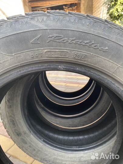 Goodyear UltraGrip Ice 225/60 R17 99S
