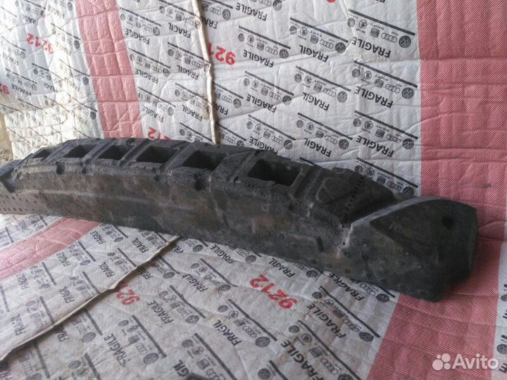 Абсорбер бампера передний Volkswagen Passat Cc 1.8