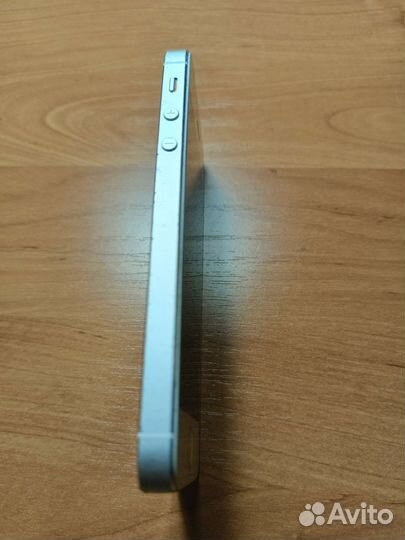 Телефон iPhone 5s