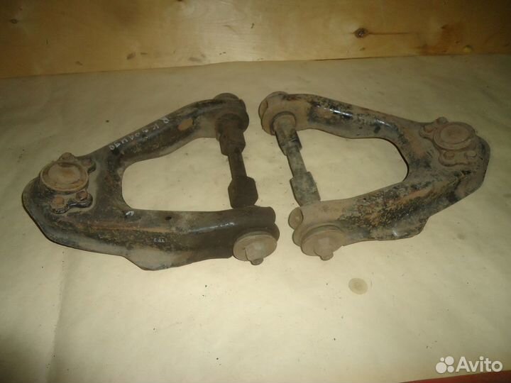 Крепление радиатора верхнее SsangYong Korando