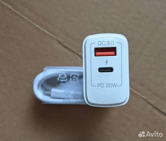 Зарядное устройство Appacs QC 3.0 20W USB / Type-C