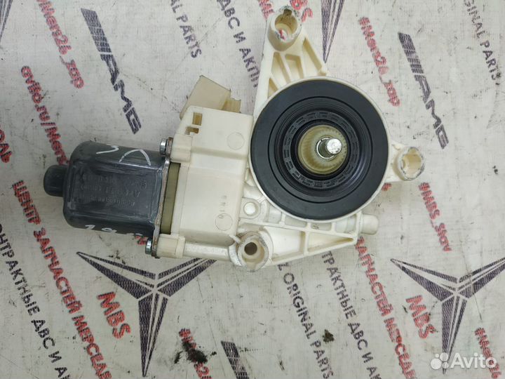 Мотор стеклоподъемника w212 Mercedes