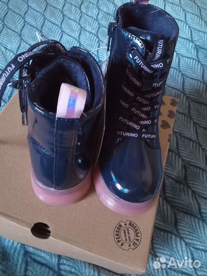 Ботинки новые,утеплённые,на весну 28 р