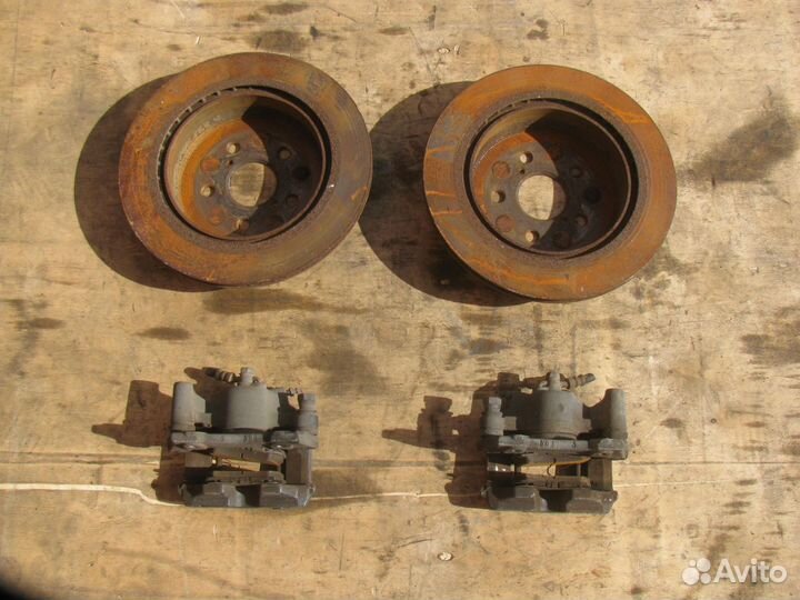 Тормозной диск суппорт Lexus IS350 GS350 GS450