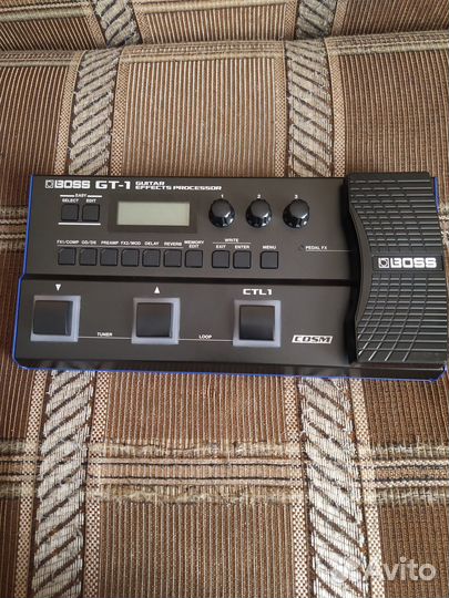 Гитарный процессор boss gt1