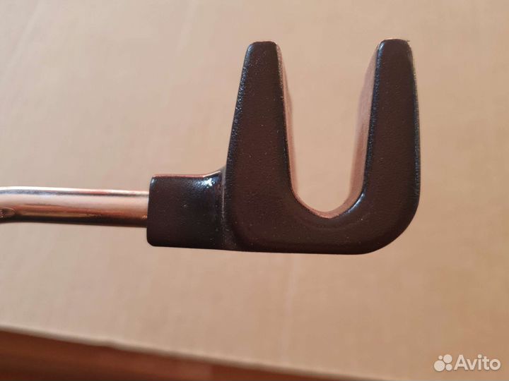 Вешалка плечики в машину