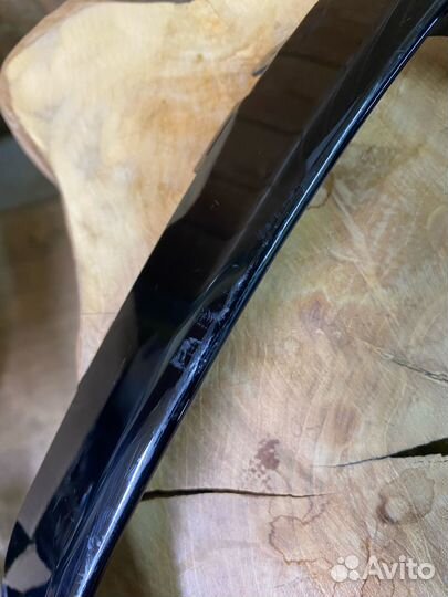 Накладка решетки бампера передняя правая Audi Q3 2