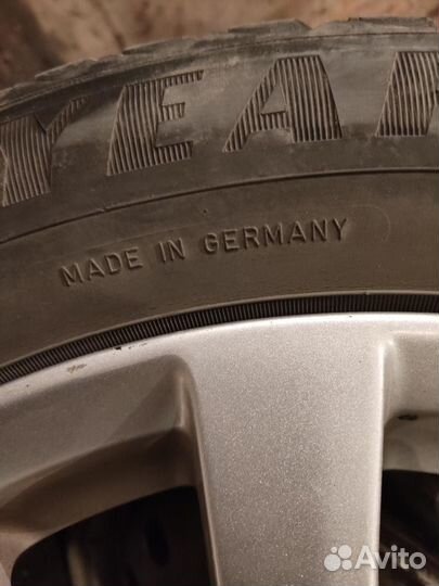 Goodyear Ultragrip Ice Arctic 225/55 R17
