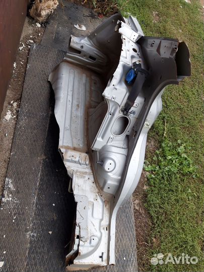 Задняя левая четверть Шевроле Авео т250 седан