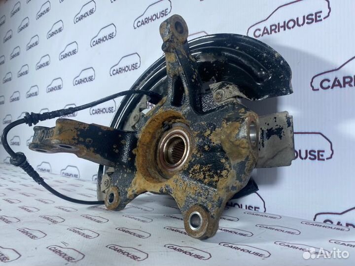 Кулак поворотный передний правый Renault Fluence