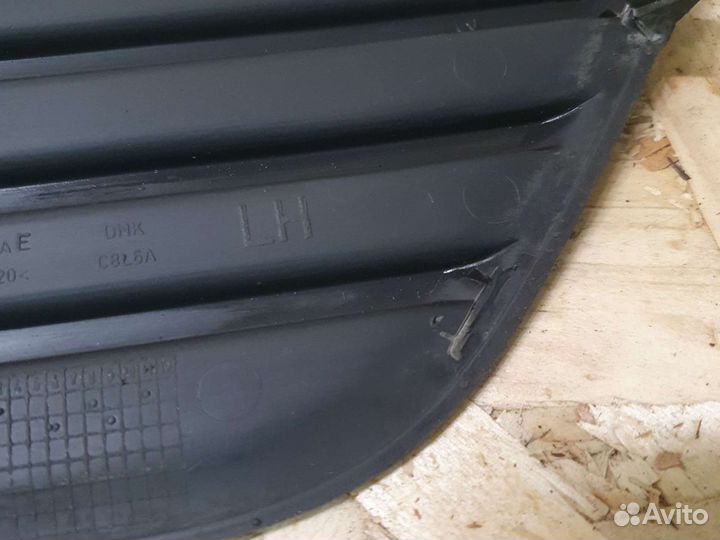 Решетка в бампер левая форд фокус 2