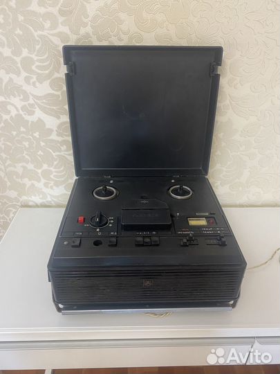 Магнитофон яуза 209
