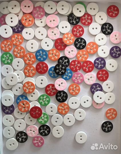 Пуговицы новые для рукоделия и шитья