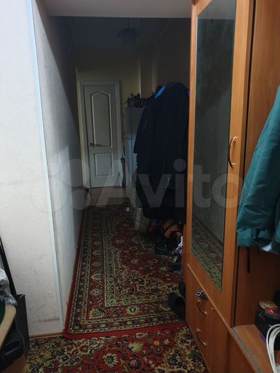 2-к. квартира, 58 м², 2/4 эт.