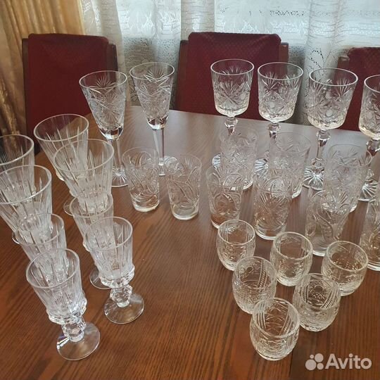 Хрустальные рюмки