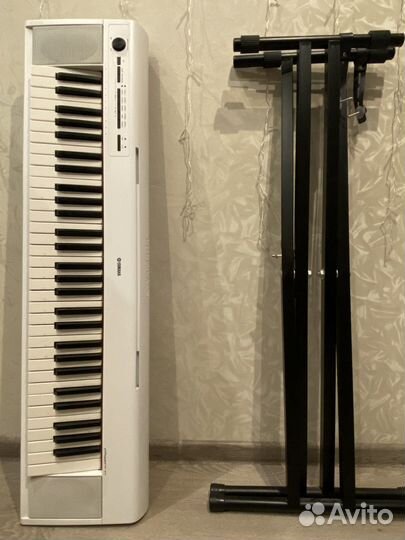 Цифровое пианино Yamaha NP-12 Piaggero