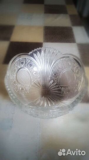Ваза хрустальная