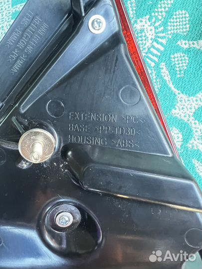 Фонарь крышки багажника nissan qashqai j11